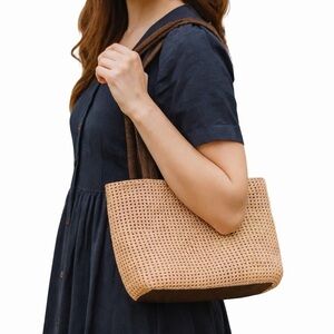Mondani Woven Straw Tote Bag Tan Beach Summer Boho Handbag Brown Handles